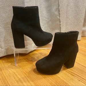 Black heel booties